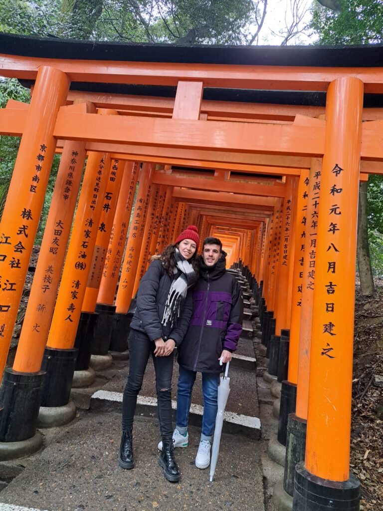 juanan y sara en japón